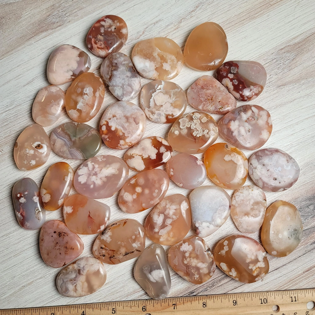 Flower Agate Flat Palm Stone